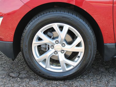 Used 2019 Chevrolet Equinox Premier w/ LPO, Floor Liner Package image 11