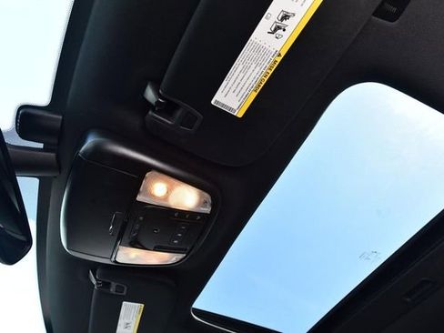 Used 2023 Dodge Durango GT image 22