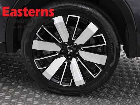 Used 2025 Mitsubishi Outlander SE AWD/4WD image 34