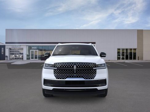 New 2026 Lincoln Navigator Reserve AWD/4WD image 6