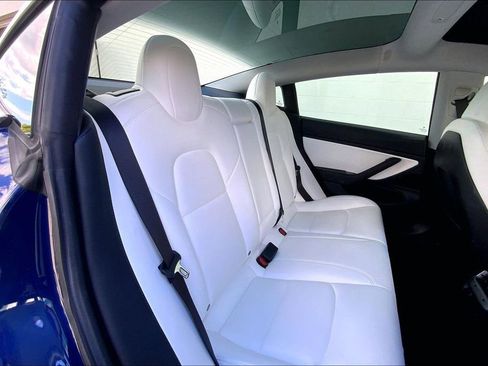 Used 2019 Tesla Model 3 image 26