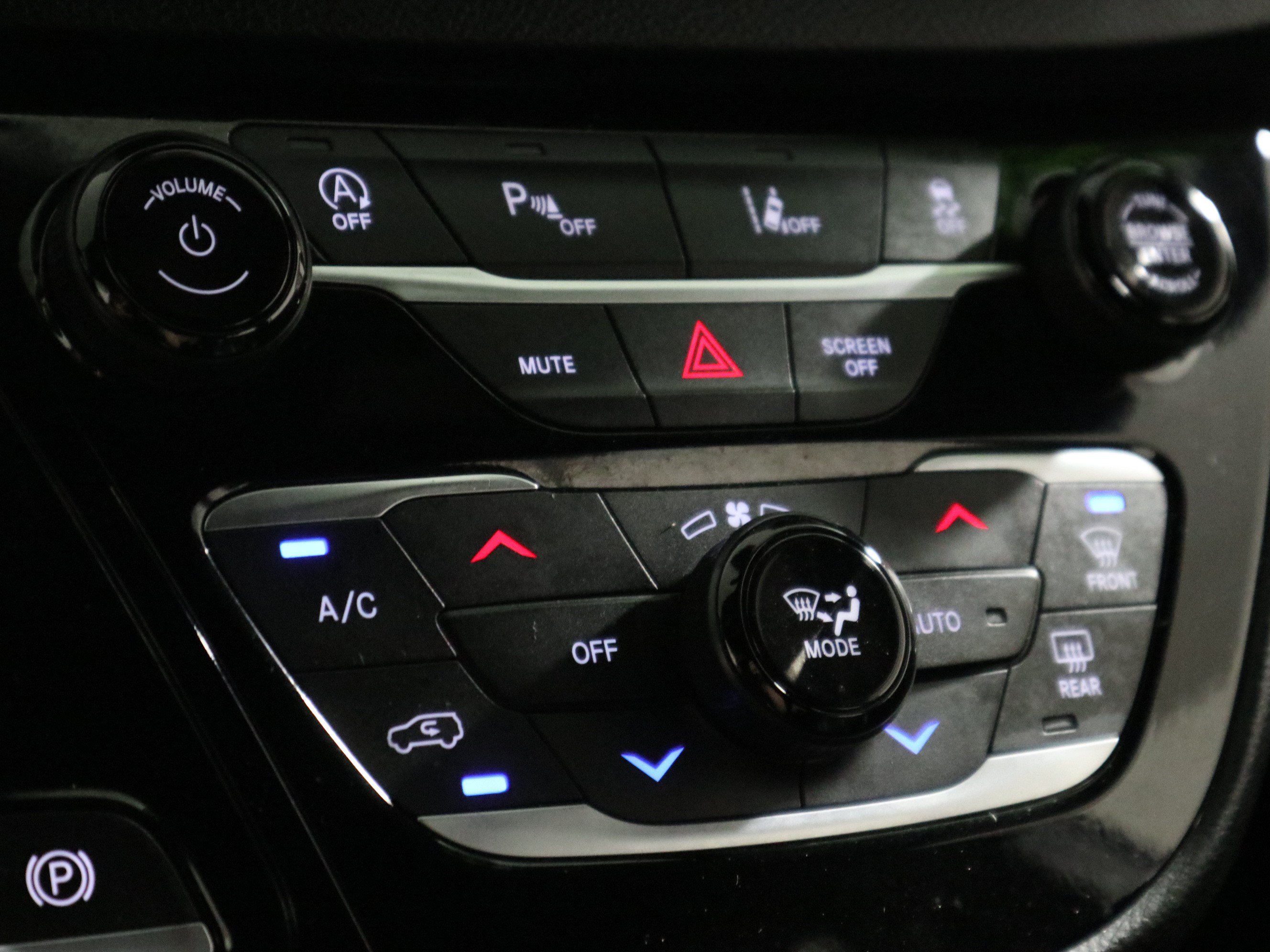 Used 2025 Chrysler Pacifica Select FWD image 27