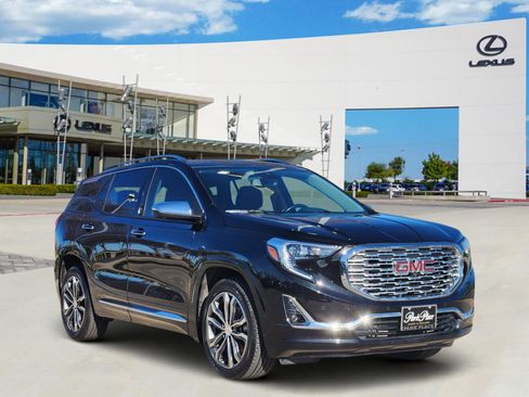 Used 2019 GMC Terrain Denali w/ Advanced Safety Package image 2