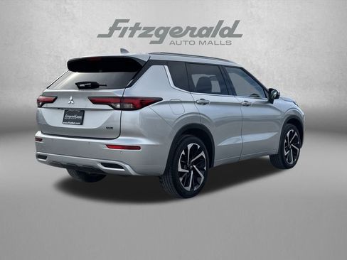 Used 2022 Mitsubishi Outlander SEL image 5