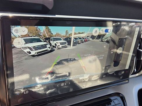 New 2026 Ford Expedition Active image 25