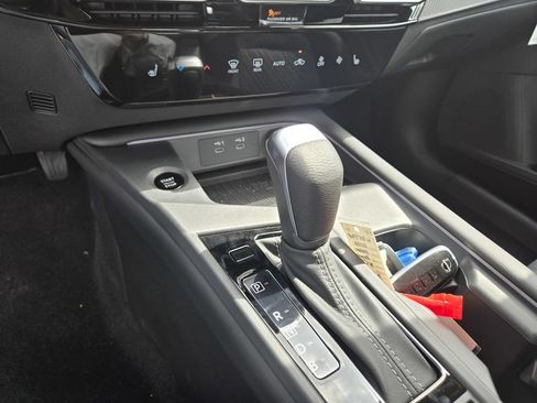 New 2026 Nissan Sentra SV w/ SV Convenience Package FWD image 14