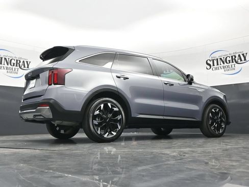 Used 2025 Kia Sorento EX FWD image 35