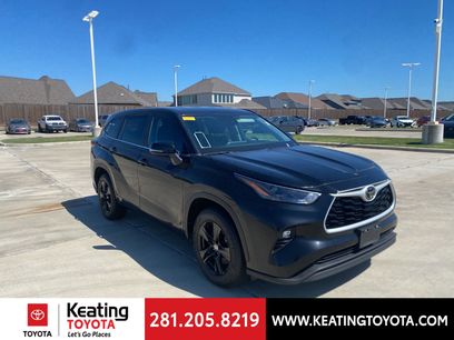 Certified 2024 Toyota Highlander LE