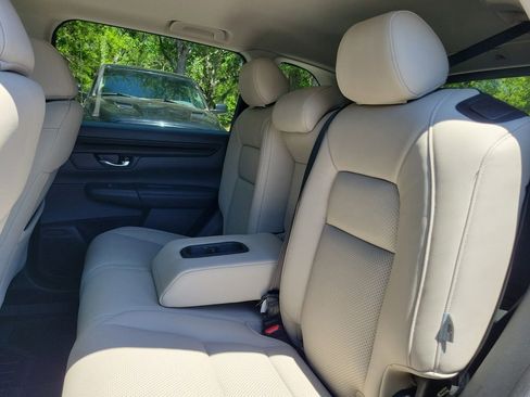 Used 2025 Honda CR-V EX image 11