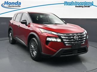 Used 2024 Nissan Rogue S AWD/4WD video 1