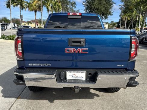 Used 2018 GMC Sierra 1500 SLT image 3