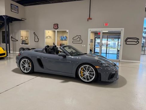 Used 2023 Porsche 718 Boxster Spyder RWD image 66