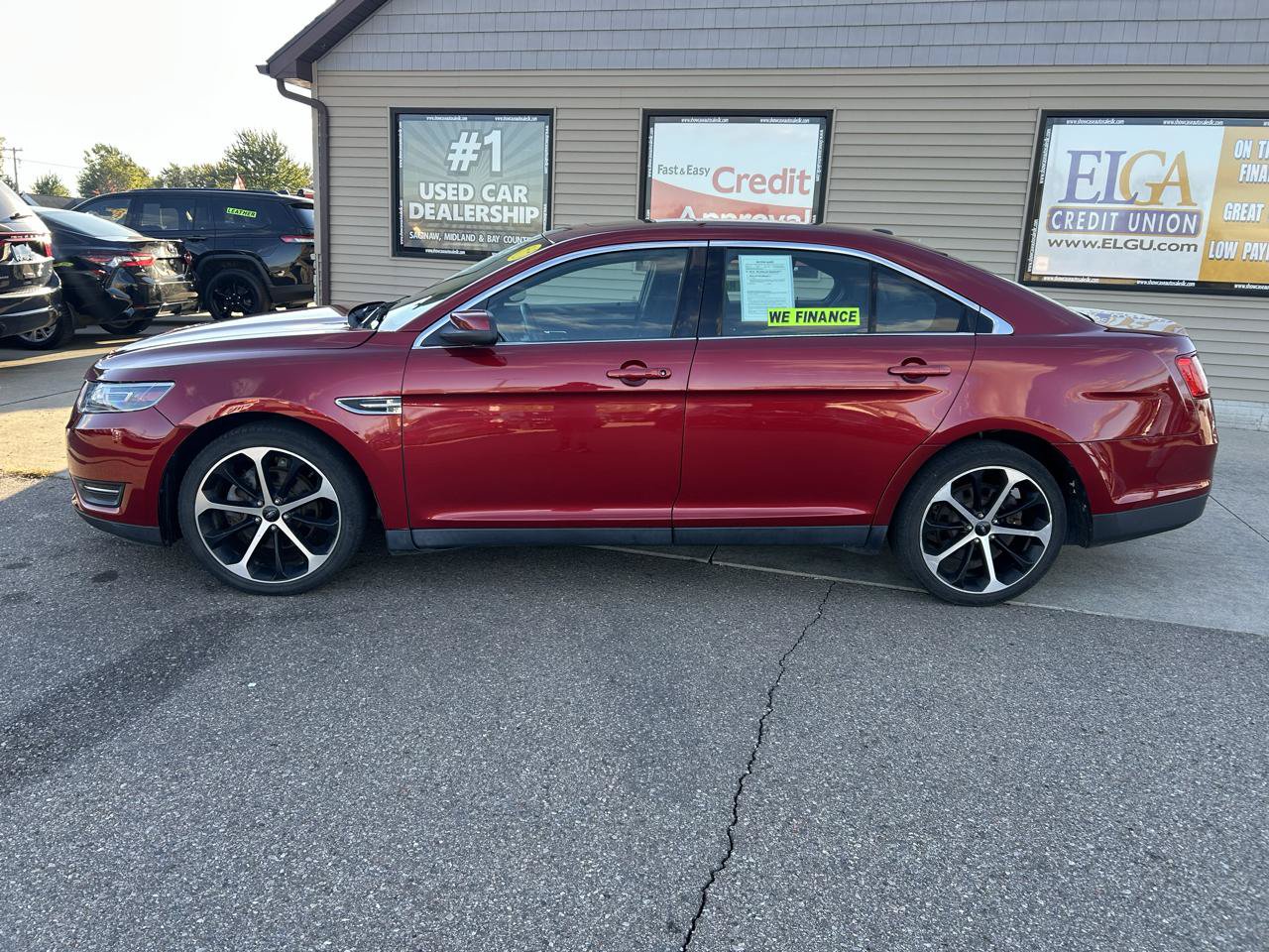 Used 2015 Ford Taurus SEL w/ Equipment Group 201A FWD image 8