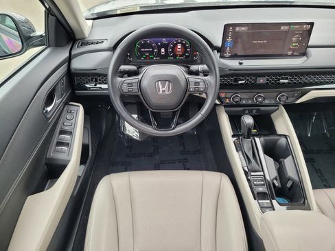 Certified 2025 Honda Accord EX-L image 11