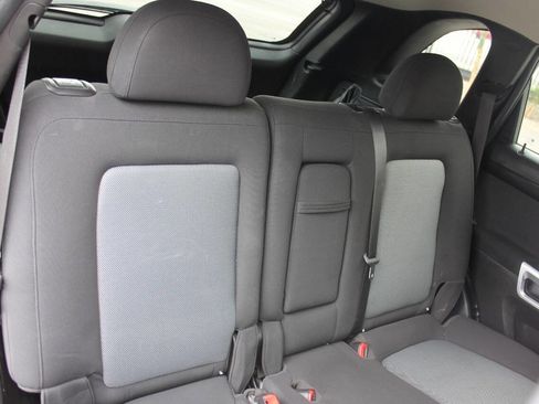 Used 2013 Chevrolet Captiva Sport LS image 28