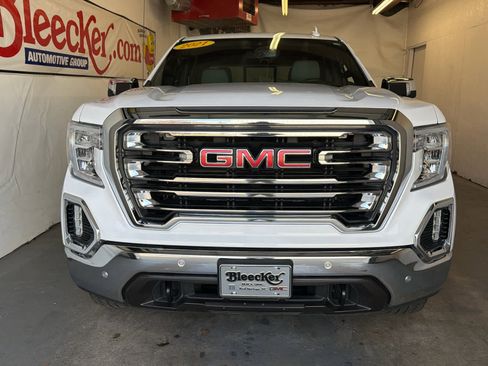 Used 2021 GMC Sierra 1500 SLT w/ SLT Premium Plus Package image 3