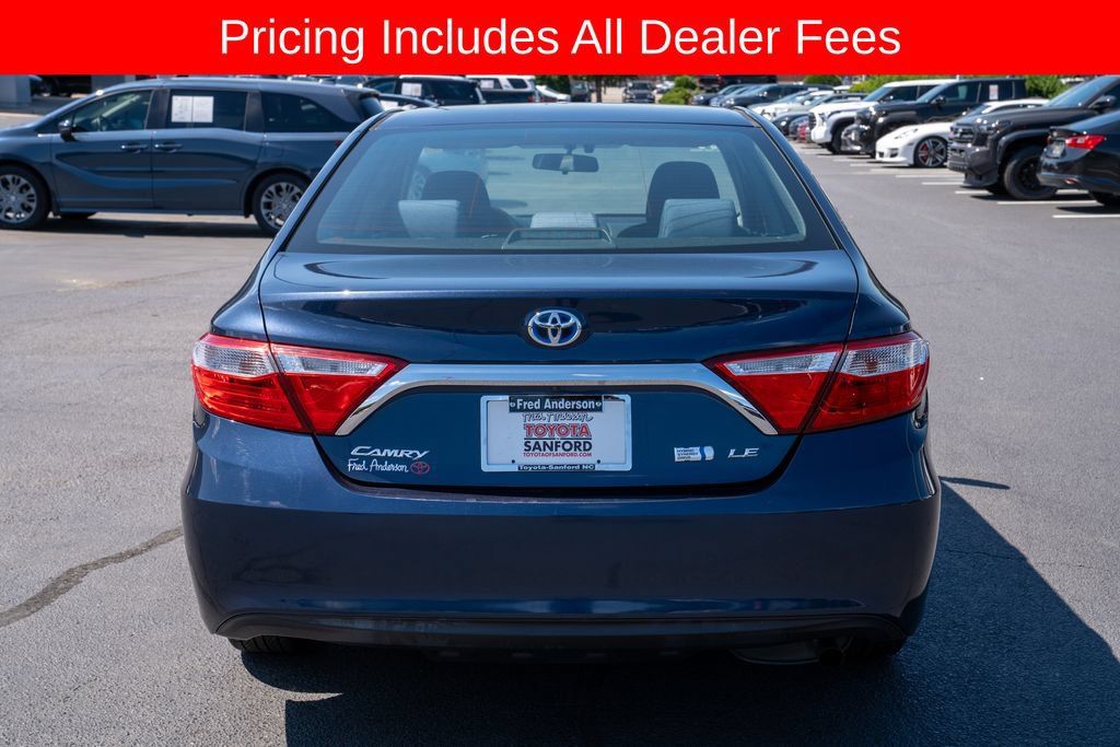 Used 2017 Toyota Camry LE FWD image 4