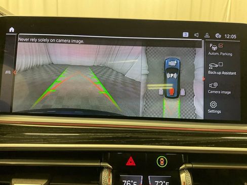 Used 2021 BMW X7 M50i image 13