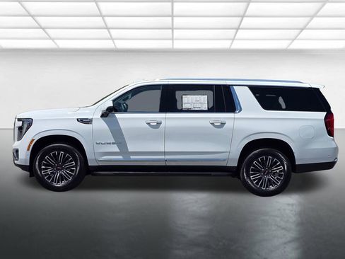 New 2026 GMC Yukon XL Elevation AWD/4WD image 4