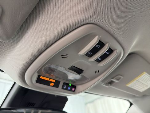New 2026 Chevrolet Trax LT w/ Sunroof Package FWD image 32