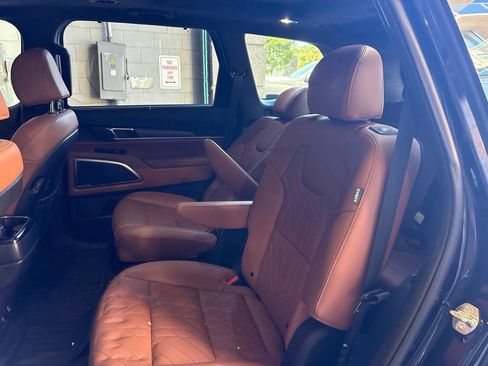 Certified 2025 Kia Telluride SX Prestige X-Line AWD/4WD image 10