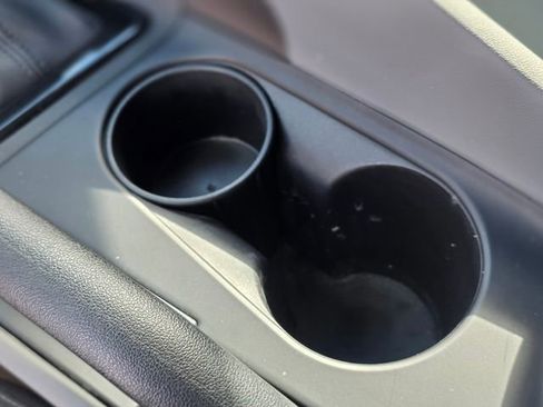 Used 2023 Hyundai Elantra SEL image 30