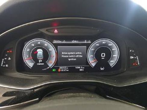 Used 2023 Audi Q8 Premium Plus w/ Premium Plus Package AWD/4WD image 17