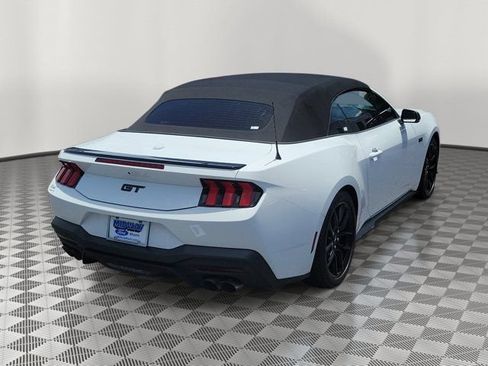 Used 2025 Ford Mustang GT Premium RWD image 6