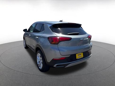 Used 2025 Buick Encore GX Preferred AWD/4WD image 11