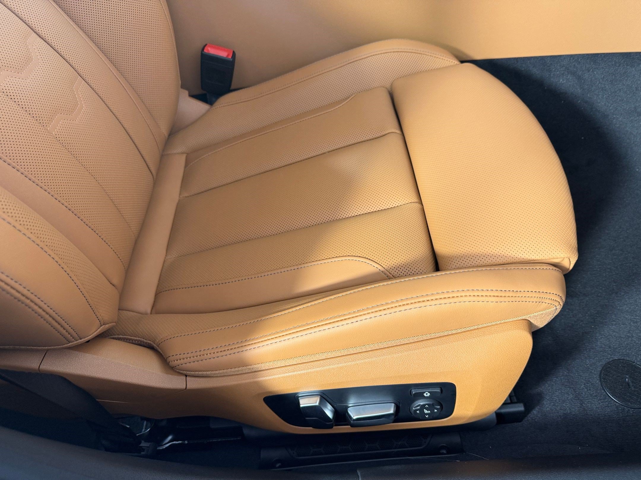 Used 2026 BMW 840i RWD image 34