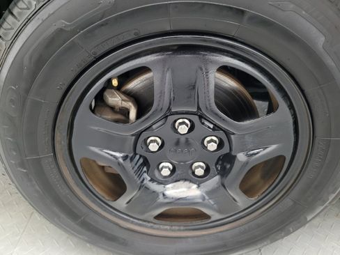 Used 2019 Jeep Renegade Sport w/ UConnect 7.0 Group image 31