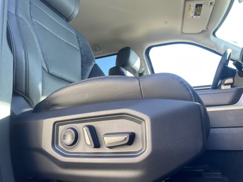 Used 2022 Toyota Tundra SR5 image 29