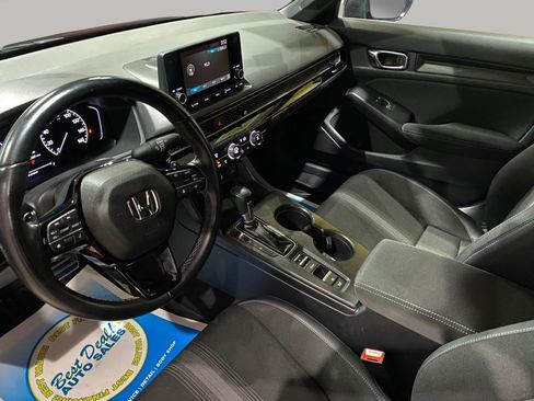 Used 2023 Honda Civic Sport image 11