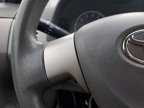 Used 2010 Toyota Corolla LE image 22