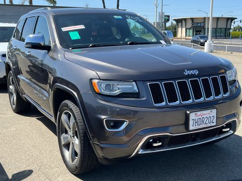 Used 2014 Jeep Grand Cherokee Overland w/ Advanced Technology Group image 3