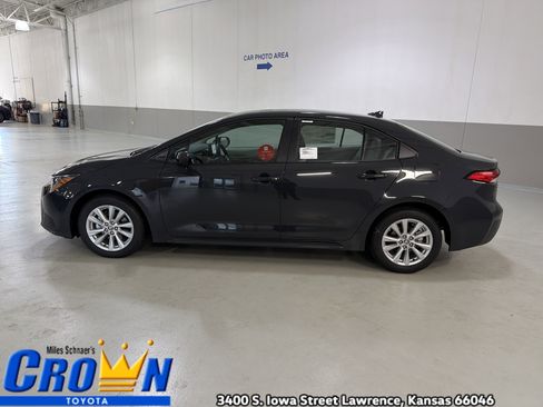 New 2026 Toyota Corolla LE FWD image 5