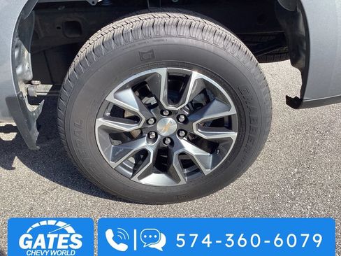 Used 2025 Chevrolet Silverado 1500 LT AWD/4WD image 30