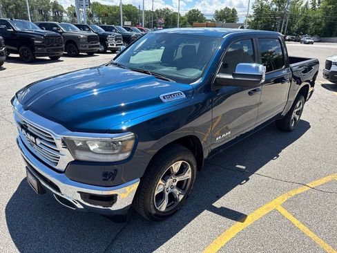 Used 2023 RAM 1500 Laramie AWD/4WD image 10