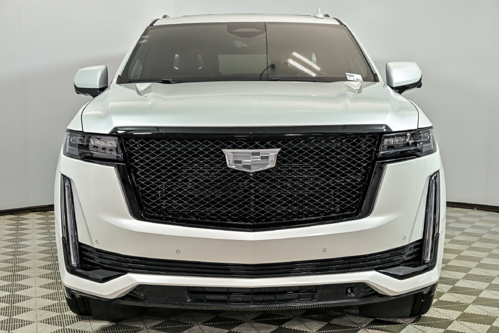 Used 2024 Cadillac Escalade Sport Platinum w/ LPO, ONYX Package AWD/4WD image 4