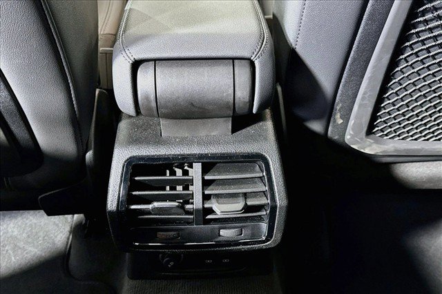 Used 2025 Audi Q3 2.0T Premium w/ Convenience Plus Package AWD/4WD image 24