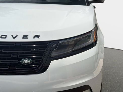 New 2026 Land Rover Range Rover Velar S AWD/4WD image 9