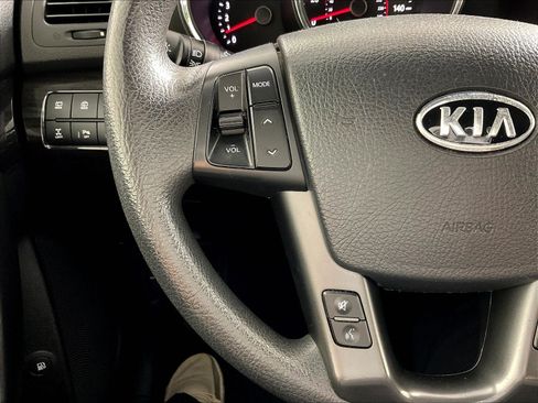 Used 2011 Kia Sorento LX w/ Convenience Pkg AWD/4WD image 12