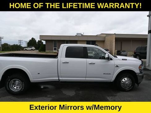 Used 2022 RAM 3500 Laramie RWD image 29