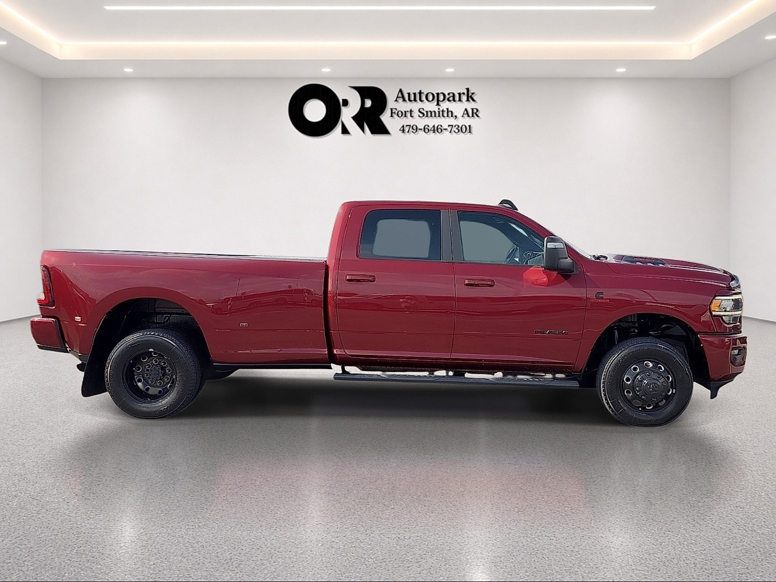 Used 2023 RAM 3500 Laramie AWD/4WD image 6