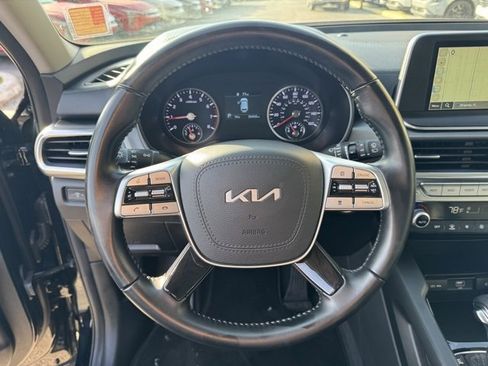 Certified 2022 Kia Telluride LX image 28