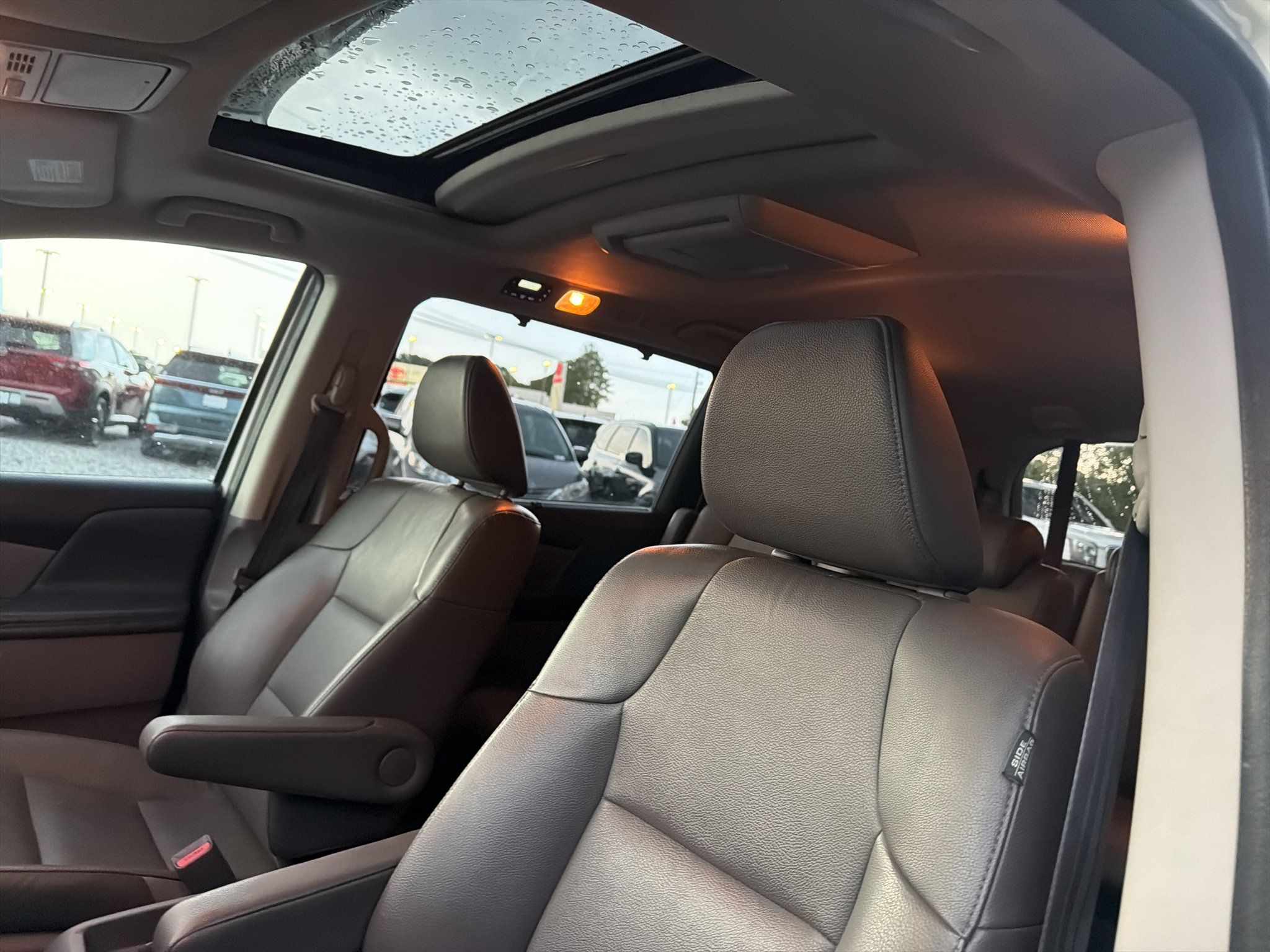 Used 2016 Honda Odyssey EX-L image 12