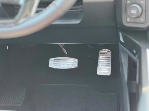 New 2025 Ford F250 Lariat w/ Lariat Ultimate Package image 31