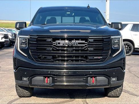 Used 2022 GMC Sierra 1500 AT4X AWD/4WD image 3