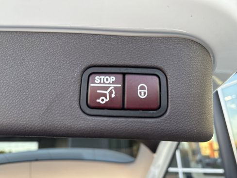 Used 2016 Mercedes-Benz GLE 350 image 16