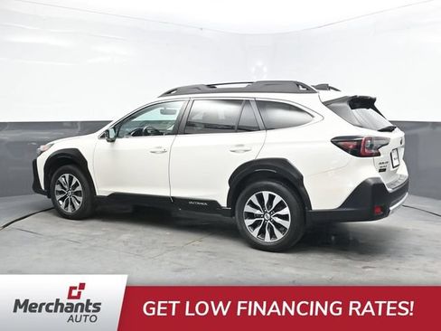 Used 2023 Subaru Outback Limited AWD/4WD image 4